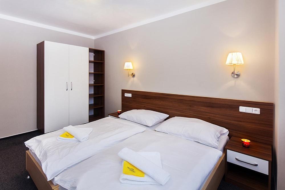 Arkada Hotel Bučovice Zewnętrze zdjęcie